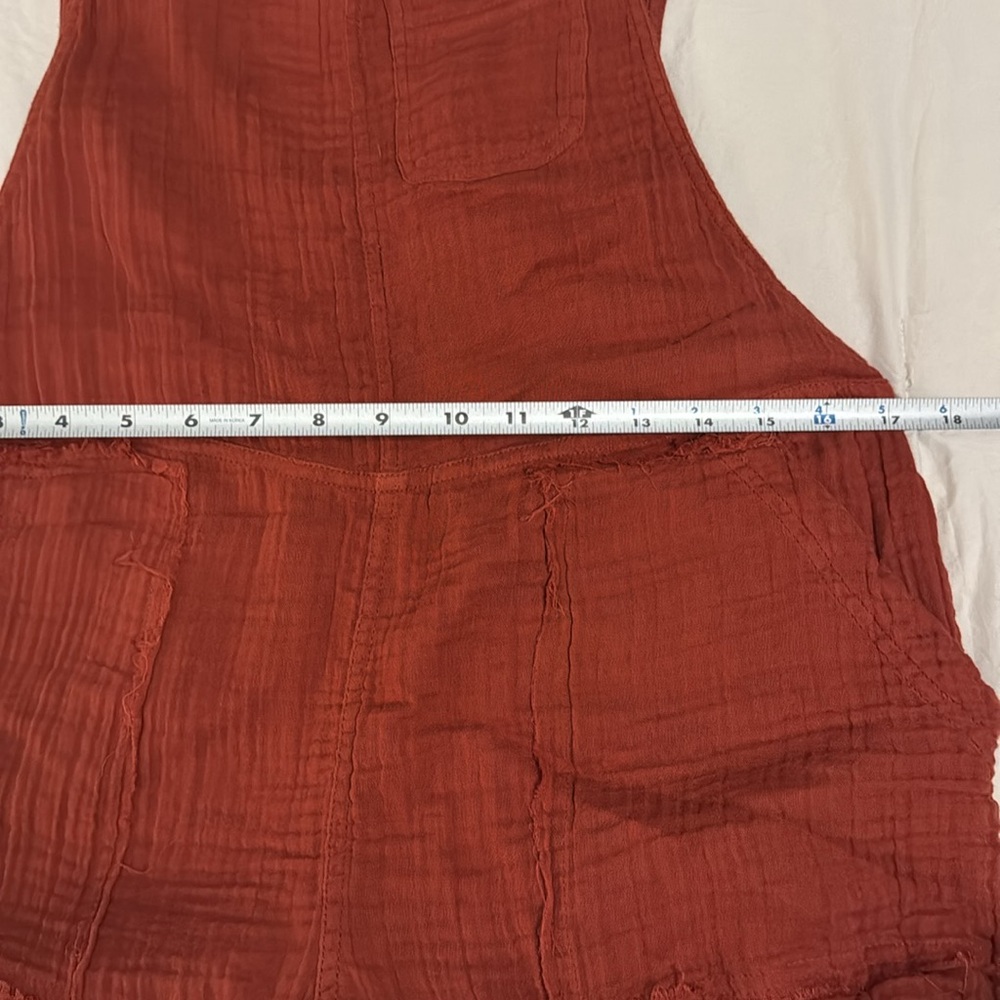 Abercrombie & Fitch Gauzy Short Overalls Romper in Rust Size Medium, Short - Picture 3 of 4